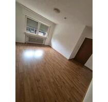 Wohnung 3 Zimmer zu Vermieten - 450,00 EUR Kaltmiete, ca.  81,00 m² in Lüdenscheid (PLZ: 58515) Brügge