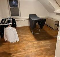 WG Zimmer in NT Neckarhausen - 350,00 EUR Kaltmiete, in Nürtingen (PLZ: 72622)