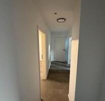 3 12 Zimmer Dachgeschoss DG Wohnung mit sehr zentralen Lage - Bottrop Boy