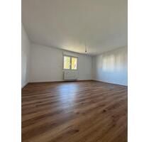 3-Zimmer Wohnung 3-Fam. Haus - 1.200,00 EUR Kaltmiete, ca.  88,00 m² in Hanau (PLZ: 63456) Groß-Steinheim
