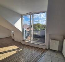 Moderne 2-Zimmer Dachgeschosswohnung in Traumlage mit TG-Stellplatz - Neuss Furth-Mitte