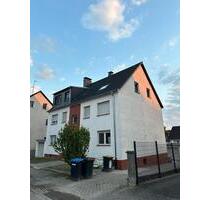 Renovierte 98qm Wohnung 4,5 Zimmer Balkon & zwei Badezimmer - Castrop-Rauxel