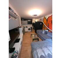 [Anfrage Stopp!!!] 1 Zimmer Wohnung, party Küche & Bad - Oldenburg Bürgeresch