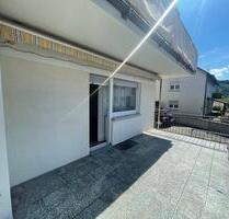 4 Zimmer WHG mit 2 Balkonen, Garage u. Abstellplatz - Collenberg