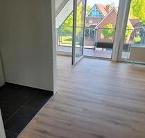 Vermiete renovierte 2 Zimmer Maisonette-Wohnung mit großer Loggia - Löhne