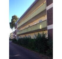 Wie schön ist das denn? 2 bezugsfertige Zimmer mit Balkon in ruhiger Wohnstraße - Oberhausen