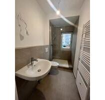 Premium sanierte 3 Zimmer Wohnung im Erdgeschoss mit Einbauküche - Bad Vilbel