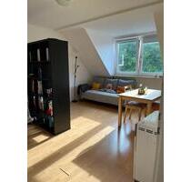 2 Zimmer Wohnung 63qm Dachgeschoss 4.og ab 1.9. - Hannover Mitte