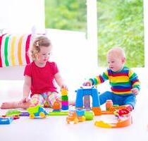 Tolle ruhige 4-Zimmer für Großtagespflege Kinderkrippe ab sofrort - Augsburg Lechhausen