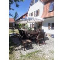 2 Zimmer mit Pferdebox - 400,00 EUR Kaltmiete, in Illschwang (PLZ: 92278)