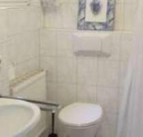 Schöne, geräumige eineinhalb Zimmer Wohnung (AltdorfBöblingen)