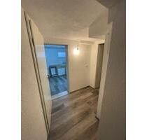 ZUFFENHAUSEN 1-ZIMMER WOHNUNG - 500,00 EUR Kaltmiete, ca.  30,00 m² in Stuttgart (PLZ: 70437) Mühlhausen