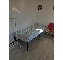 Zimmer WG Wohngemeinschaft - 600,00 EUR Kaltmiete, ca.  85,00 m² in Neu-Ulm (PLZ: 89231) Ludwigsfeld