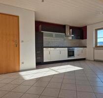 3,5 Zimmer DG Wohnung Balkon, Garten, Küchenzeile, Schwedenofen - Falkenstein