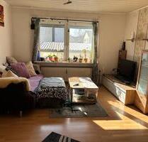 Ruhige 2-Zimmer Wohnung mit Einbauküche - Meeder