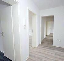 4 ZIMMER | BALKON | GÄSTE-WC | BADEWANNE | viel Platz! - Wittmund