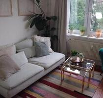UNTERMIETE - 2-Zimmer-Whg mit Stellplatz uninah & WG geeignet - Kiel Ravensberg