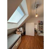 Helle & frisch renovierte 1 Zimmer DG in Worms nähe Hochschule