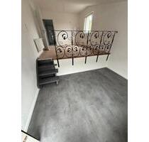 Frisch renovierte 2,5 Zimmer Wohnung inkl. Balkon und EBK - Hückelhoven