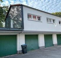 Moderne Etagenwohnung (saniert) - 2,5 Zimmer - Einbauküche - Balkon - Garage - - Breckerfeld