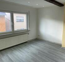 Helle, zentral gelegene 3 Zimmer Wohnung - Grafschaft