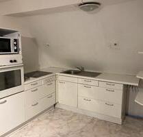 4 Zimmer Wohnung in Stadtmitte - 1.050,00 EUR Kaltmiete, in Kirchheim unter Teck (PLZ: 73230)