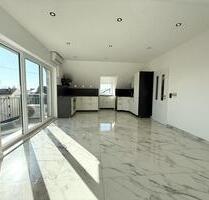 Erstbezug nach Kernsanierung - 2,5 Zimmer Wohnung in Straubing