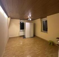 2 Zimmer Wohnung in guter Lage - 580,00 EUR Kaltmiete, ca.  52,00 m² in Würzburg (PLZ: 97080) Dürrbachau