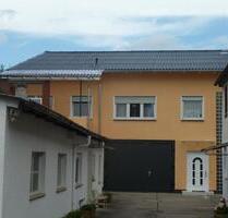 4 Zimmer Wohnung im 1 OG, Nähe Altrhein in Ginsheim - Ginsheim-Gustavsburg