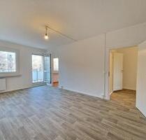 Perfekt für die WG oder die Familie! Wir renovieren 3-Zimmer-Wohnung mit Weitblick! - Dresden Cotta