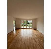 Schöne 2 Zimmer Wgh mit Balkon in 33617 Nähe botanischer Garten - Bielefeld Gadderbaum