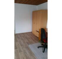 Zimmer in WG - 300,00 EUR Kaltmiete, in Weidenbach (PLZ: 91746)