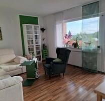 Helle 2-Zimmer Wohnung mit Balkon und Parkplatz in Bruchköbel