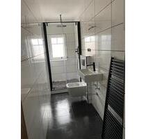 Helle 4 Zimmer Wohnung mit viel Nutzfläche top renoviert - Recklinghausen König Ludwig