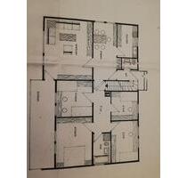 Attraktive 5 Zimmer Erdgeschosswohnung mit Balkon und Garten - Baisweil