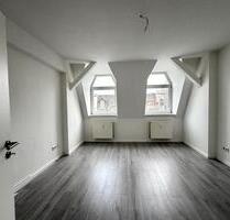 Frisch sanierte 2-Zimmer-Wohnung mit Badezimmer mit Dusche und Wanne in Stadtfeld - Magdeburg Nordwest