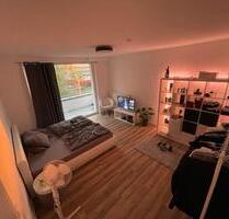 WG Zimmer mit Balkon neben Uni Köln