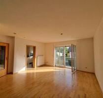 schöne helle 2-Zimmer Wohnung mit Südbalkon & Garage Neunburg - Niedermurach