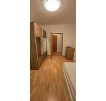 WG-ZIMMER in zentraler Lage-Nähe Bodenheim