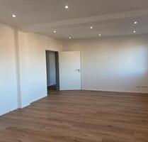 Sanierte, helle 3-Zimmer Wohnung in ruhiger Lage Großbettlingen