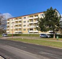 ++ 2 Zimmer mit Balkon ++ - 285,00 EUR Kaltmiete, ca.  49,13 m² in Rosenow (PLZ: 17091)