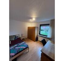 Möbliertes WG-Zimmer (12qm) ab 0126 zu vermieten - Mosbach