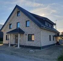 4 Zimmer Wohnung im Neubau 2FH. Erstbezug, Loggia, KFW 40 - Halle