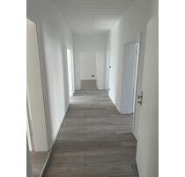 Frisch renovierte 4 Zimmer Wohnung in Bebra 110 qm