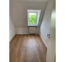 renovierte 3-Zimmer Wohnung - 500,00 EUR Kaltmiete, in Hallstadt (PLZ: 96103)