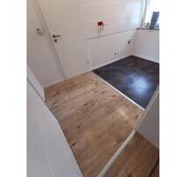 Top renovierte 1-Zimmer Wohnung im DG- nähe Uni Essen