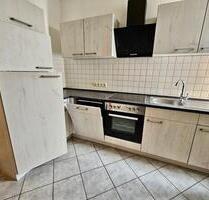 Hier gibts einfach alles !! Einbauküche, Balkon, Bad mit Wanne + DU!! 3-Zimmer in Döbeln zur Miete!