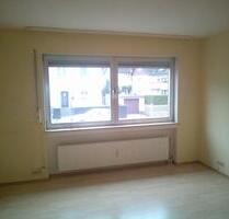 2 Zimmer Singlewohnung Küche Bad Balkon Saarbrücken Burbach 48qm