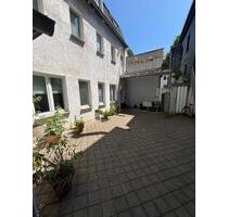 2 Zimmer Wohnung mit Hof Terrasse ab sofort frei*Miete 390 Euro - Solingen