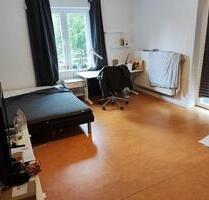 25 qm Vollmöbliertes Zimmer mit Balkon in 2er WG 1.Sep - 31.Oct - Hamburg Wandsbek